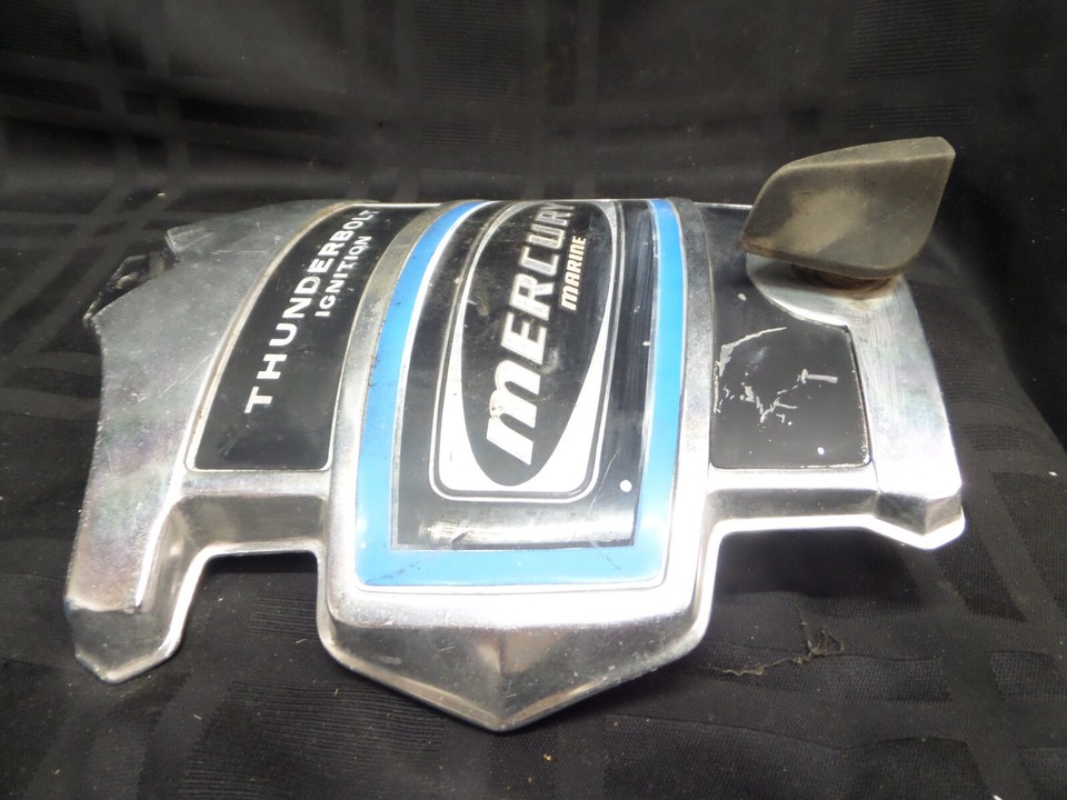 1974 MERCURY 850 85HP 4CYL FRONT COWL COVER 21045642A1 BOAT MOTOR
