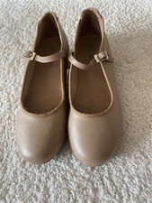 Girls, Women Adult Size 6 M -DANCING FAIR TAN TAP SHOES DANCE 0416EUC