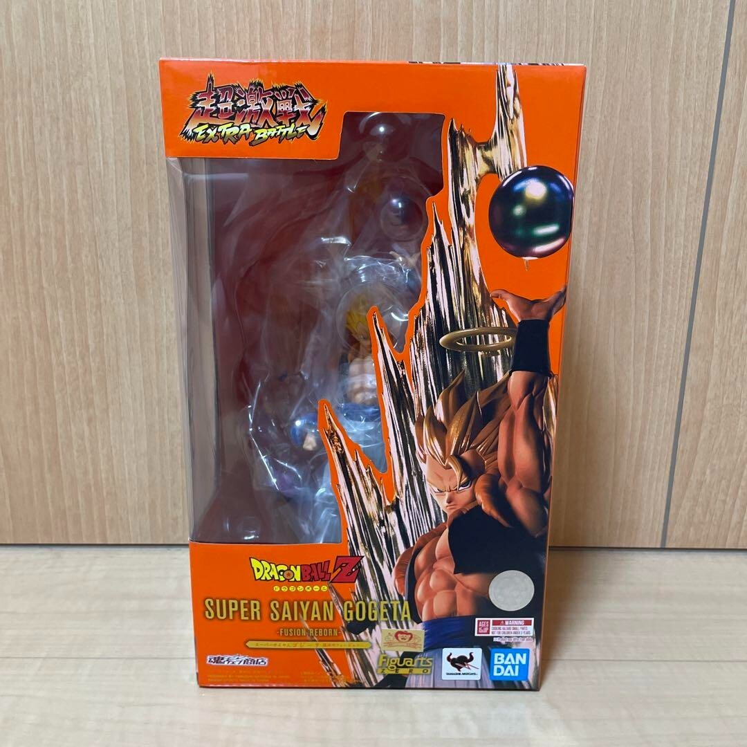 SUPER SAIYAN GOGETA - FUSION REBORNフィギュア Amazon.com: Bandai - Figurine DBZ - Super Saiyan Gogeta