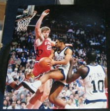 BILL WENNINGTON ST JOHN'S RED STORM SIGNED AUTOGRAPHED 8X10 PHOTO W/COA BULLS