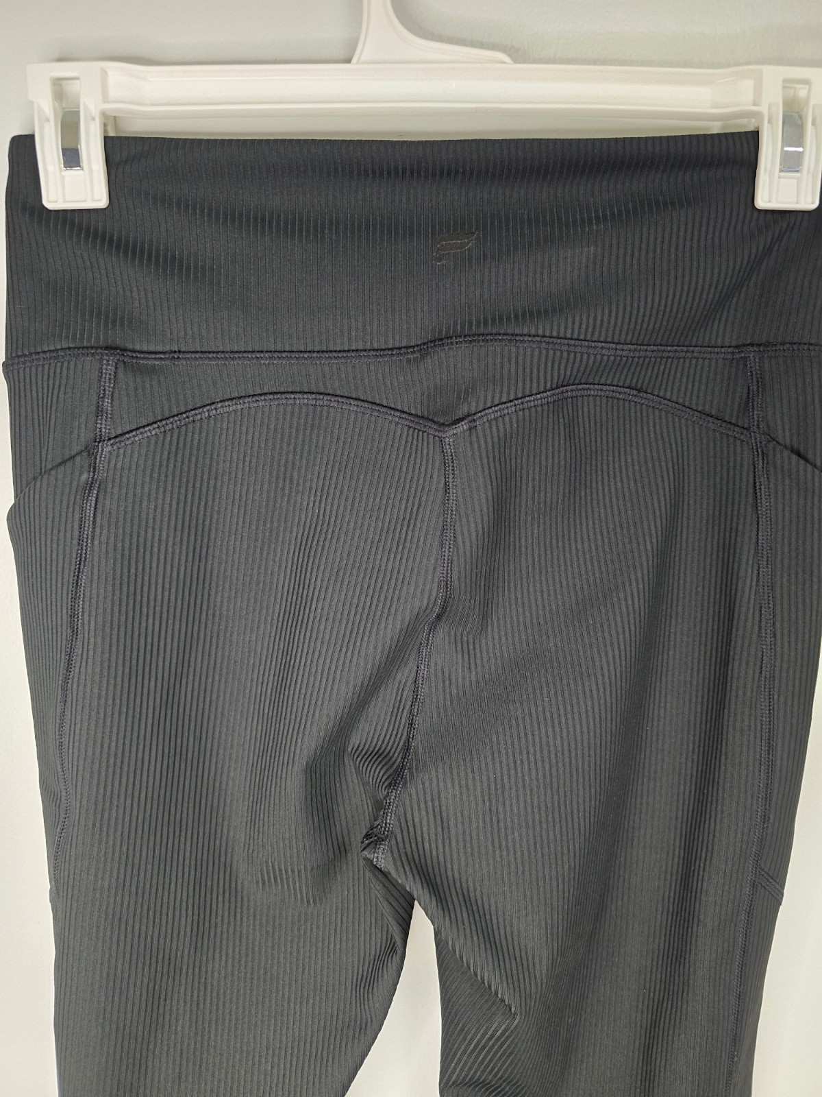 Fabletics high-waisted crossover black leggings L… - image 5