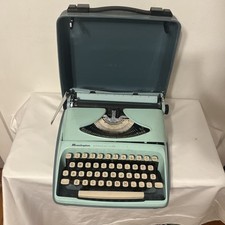 Vintage Remington STREAMLINER Typewriter Aqua Teal w Hard Carry Case thumbnail