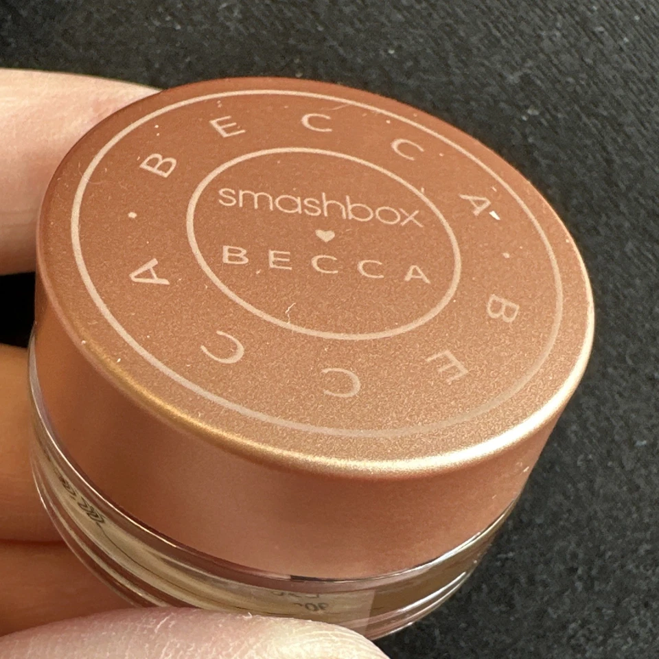 Smashbox X BECCA Under Eye Brightening Corrector MEDIUM Full Size 4.5g/.15oz NIB - Image 2 of 3
