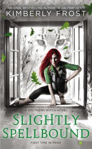 Slightly Spellbound; A Southern Witch - 9780425267547, Kimberly Frost, paperback
