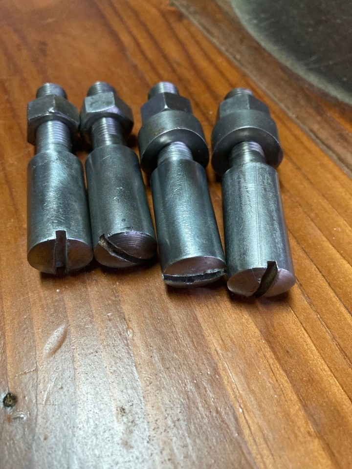 DELTA UNISAW 34450 PAIR FENCE RAILS70"MOUNTING BOLTSEXC.PLUS