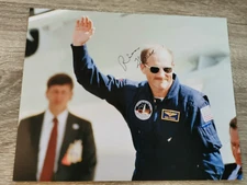 RICK HAUCK NASA SIGNED 8X10 PHOTO COA