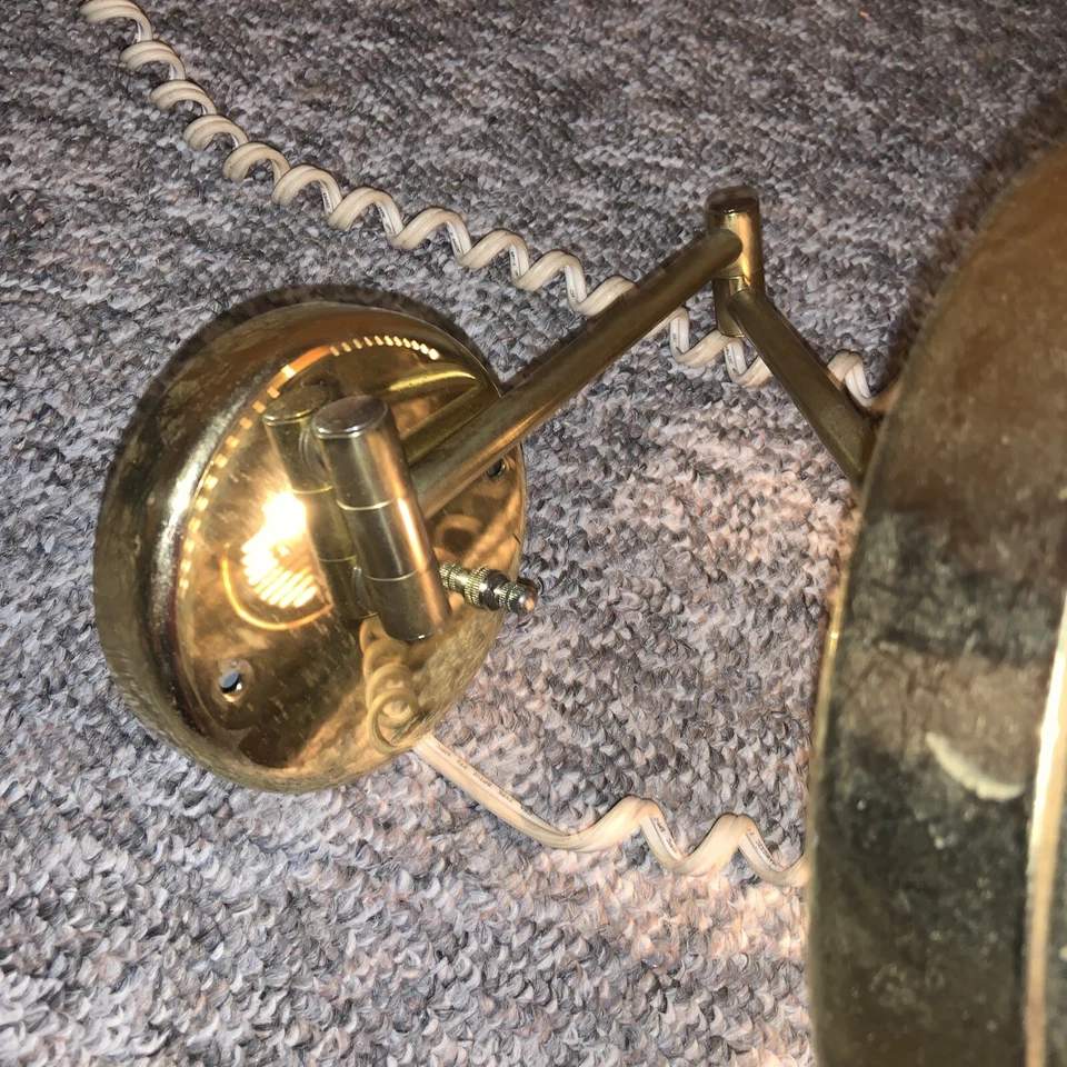 JERDON FIRST CLASS 9" ESPELHO ACABAMENTO DOURADO #JD7G/470 PAREDE DE AMPLIAÇÃO TRIPLA - Imagem 3 de 4