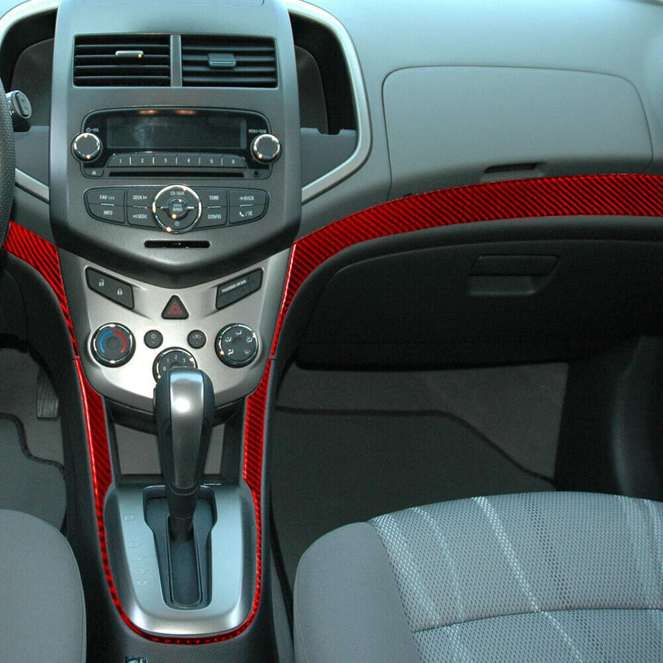 Juego de 3 piezas de cubierta de tablero interior de auto de fibra de carbono rojo para Chevrolet Sonic Foto 4 de 4