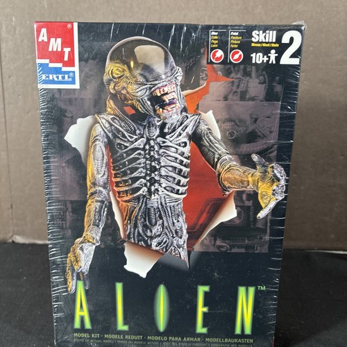 ALIEN XENOMORPH AMT ERTL MODEL KIT NEW SEALED SKILL LEVEL 2 HORROR SCI ...