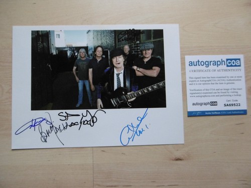 AC/DC Band "Angus Young Brian Johnson" Autogramme signed 20x28 cm Foto ACOA
