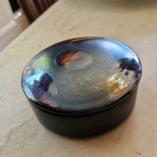 Mittelgro&szlig;e Poole Keramik met Galaxy Living Glasur Metallic Pulver Schmuckschatulle Vintage