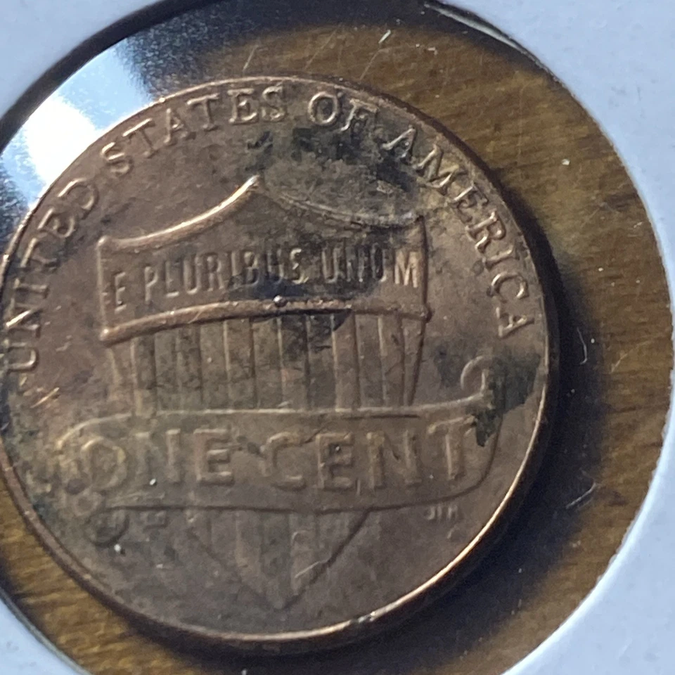 2018.  D Lincoln error penny Die cast Rare - Image 2 of 2