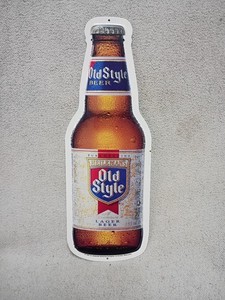 Heileman's Old Style 1991 Lager Beer Bottle Tin Metal Sign Breweriana