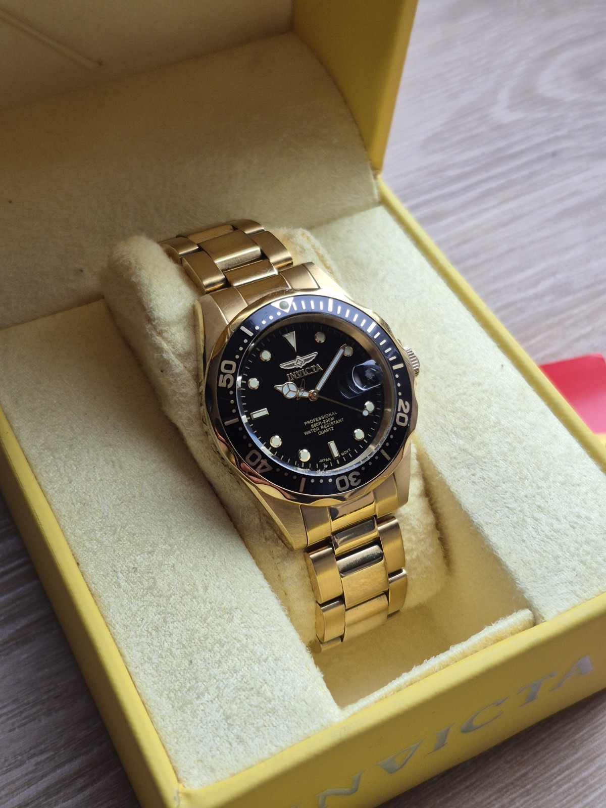 Invicta Professional Quartz Diver Ref. 8936 Full … - image 1