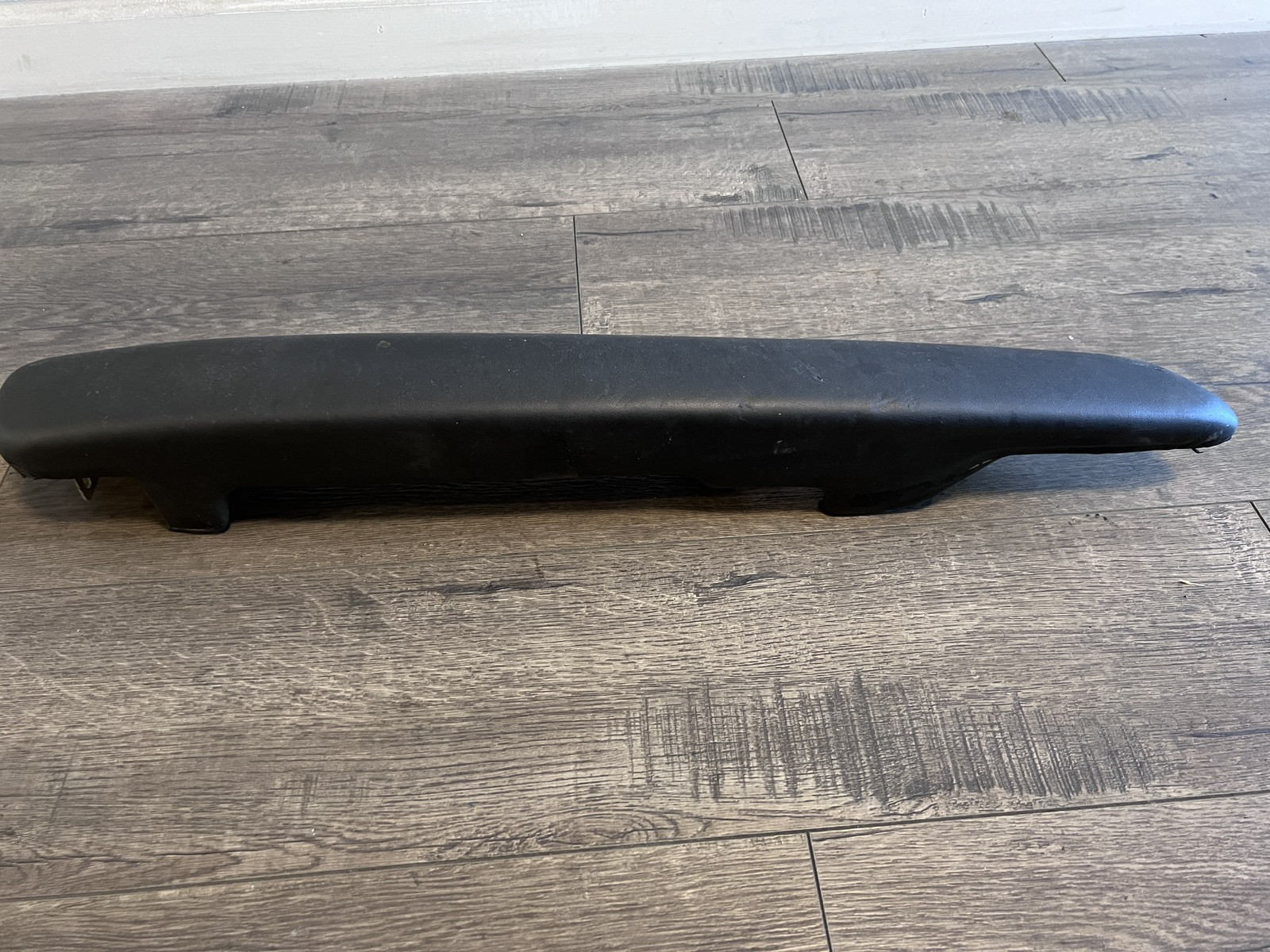 LAMBORGHINI MURCIELAGO DRIVER LEFT LH DOOR PANEL INTERIOR ARM REST OEM 72008474