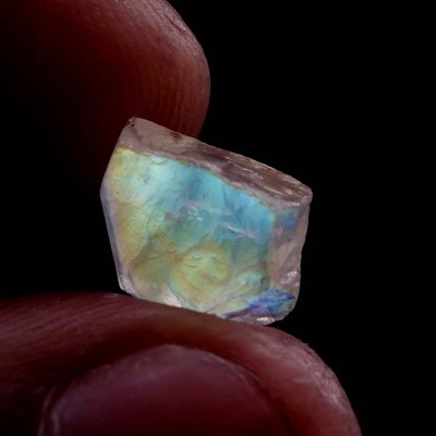 04.20 Carat Madagascar African Rainbow Moonstone rough 100% Natural Fire Crystal