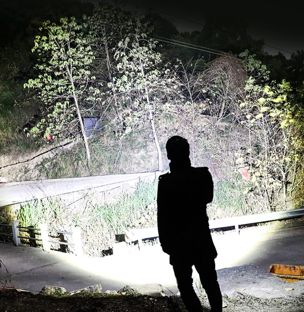 Powerful Led Flashlight XHP70 4Core Built in Battery Shot Long Smart EDC Torch - Picture 18 of 21