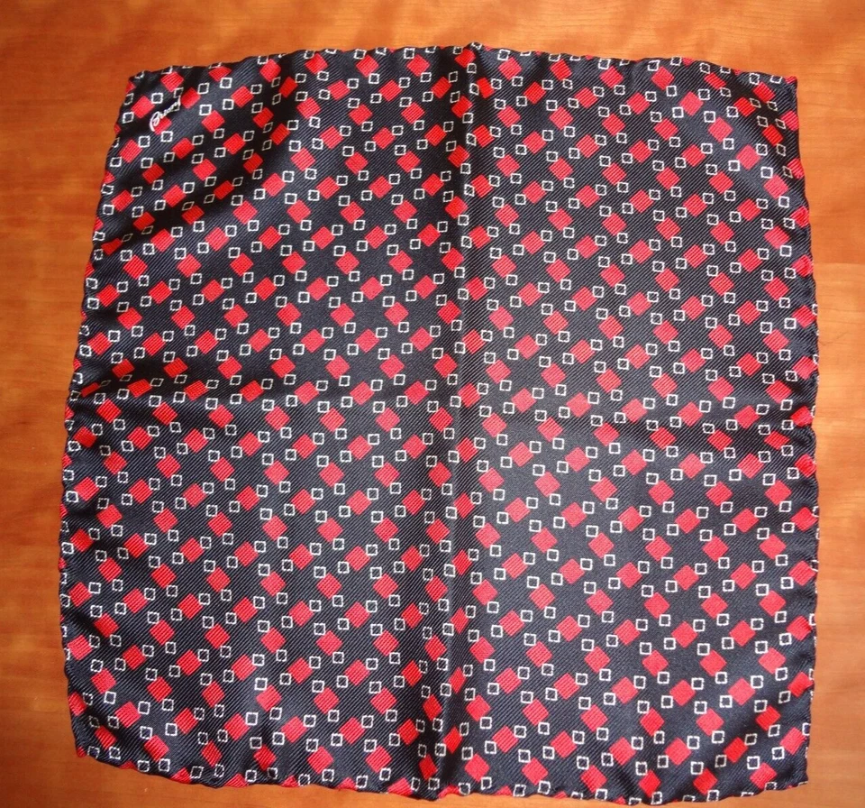 Винтажный Brioni 100% шелк темно-красный геометрический печать карман квадратный носовой платок - Изображение 4 из 4