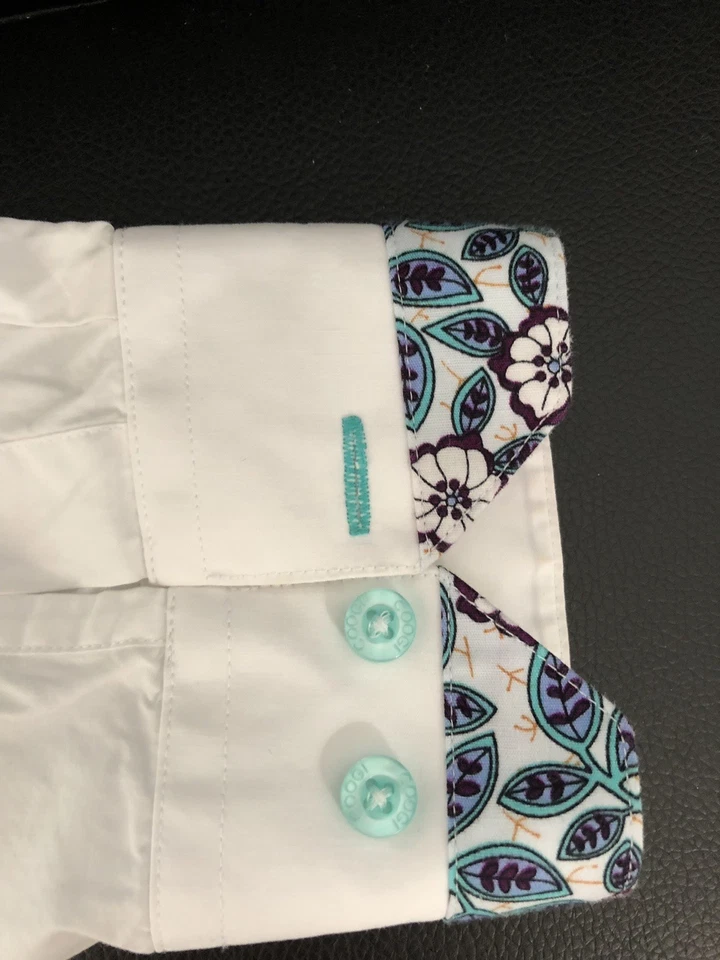 Camisa de vestir Coogi Luxe para hombre blanca verde azulado borde cachemir. Pequeño. Precio de venta sugerido por el fabricante 140 USD Foto 2 de 4