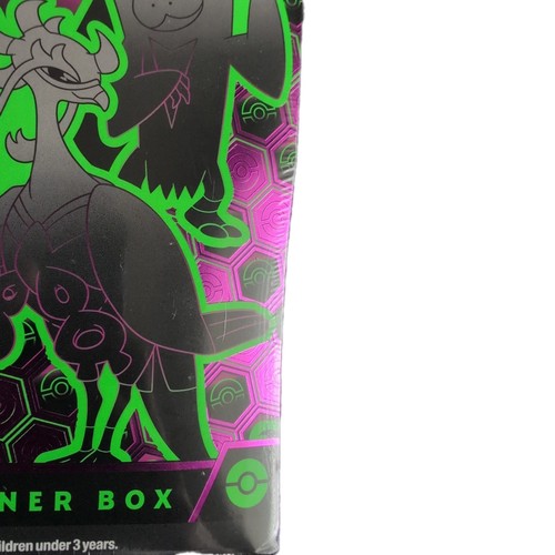 Pokémon TCG Scarlet & Violet – Shrouded Fable Elite Trainer Box - Picture 5 of 5