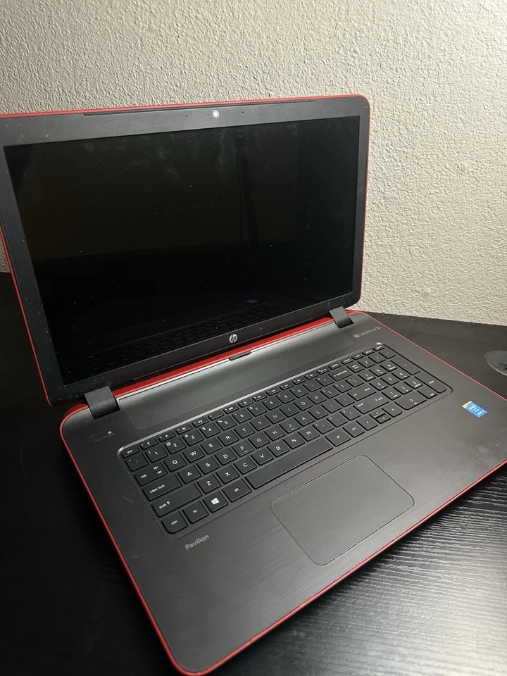 HP Pavilion 17 Notebook PC i54510U 8GB GeForce Red  No Tested - Image 2 of 4
