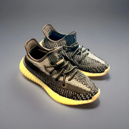 Taglia 6.5 Adidas Yeezy Boost 350 V2 Low Carbon (senza scatola)