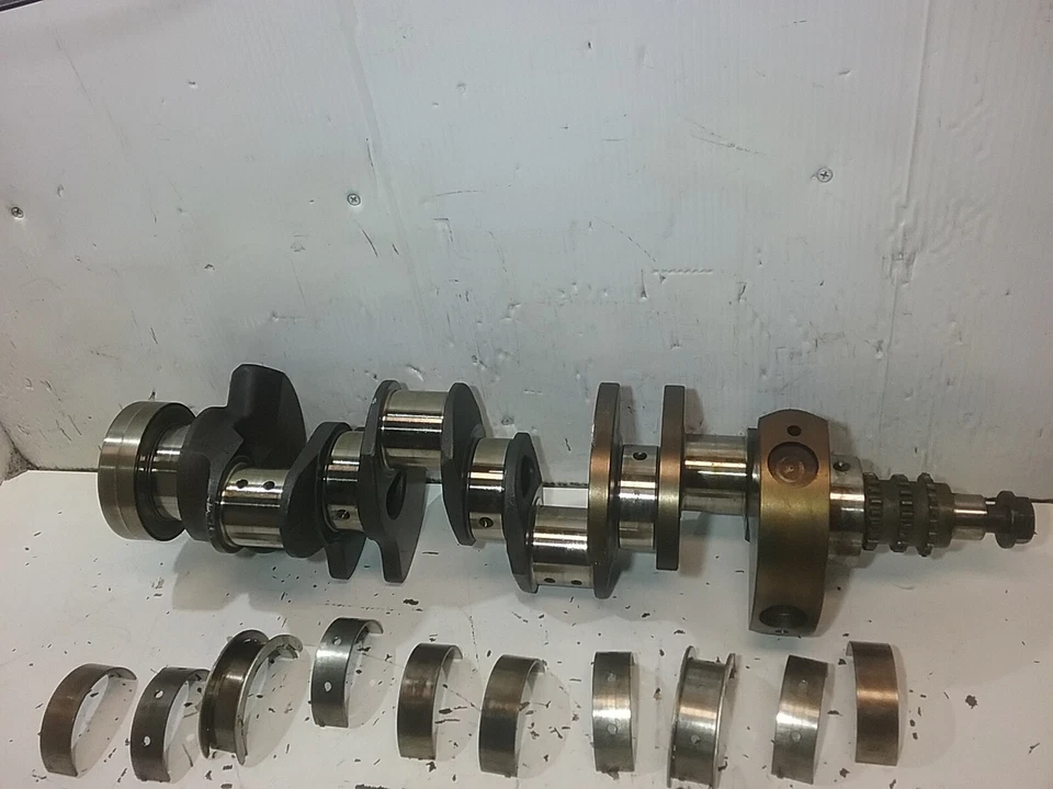 Коленвал двигателя с кольцами 2004-2005 BMW 645CI 7504389 (4,4 л 8 цилиндров) ZC153 - Изображение 2 из 4