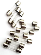 Lot of 10 Littelfuse 362002 250 Volt 2 Amp 1/4" x 1" Fast Acting Glass Fuses