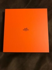Hemes empty gift box for belt 8.25" x 8.25" x 1.5"