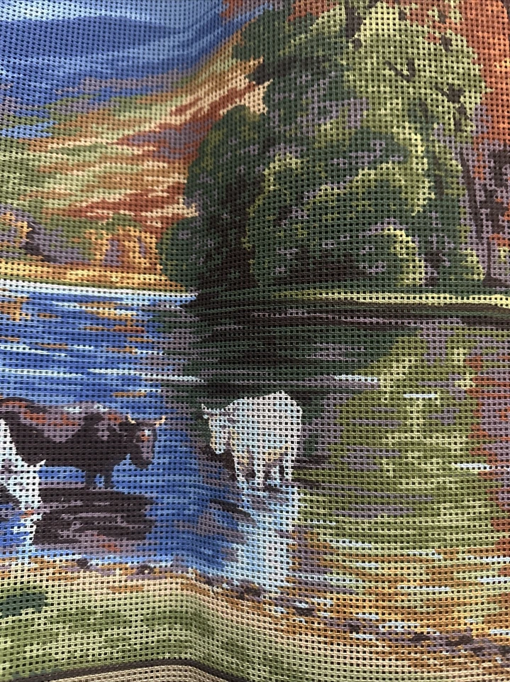 needlepoint Tapestry Gobelin Canvas Only Collection D Art Lake 50x60 Cm - Image 4 of 4
