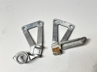 2足 1996 Kawasaki ZX9R Passenger Foot Peg Left Right Rear Footpegs