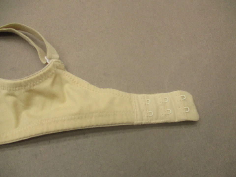 38C MOTHERHOOD Womens Beige Lightly Lined Underwire Back Closure Nursing Bra 9D - Image 4 of 4