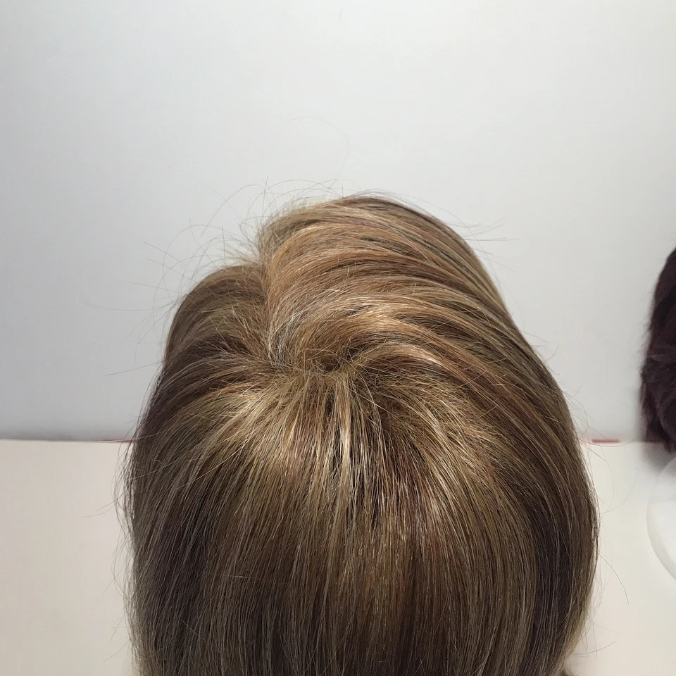 Lote/2 Pelucas Mujer Raquel Welch Janet Colección Tonos Sintéticos Castaño Rojizo Promedio Foto 4 de 4