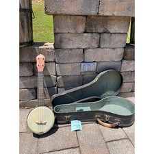 Vintage Gibson Ukulele Banjo UB-1