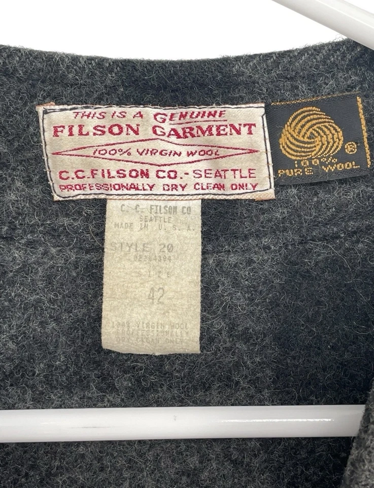 Vintage Filson Mackinaw Wool Vest Mens 42 Gray Black Plaid Button USA Made - Image 4 of 4