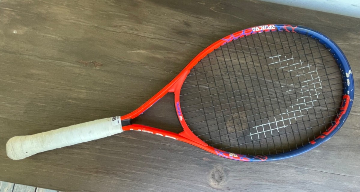 HEAD Radical Junior Tennis Racket Mid Plus 4.0