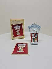 Hallmark Keepsake Tree Ornament 2005 'Christmas Countdown' Handcrafted D51