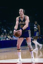 Rick Barry Golden State Warriors is at the free throw line v the - 1974 Photo