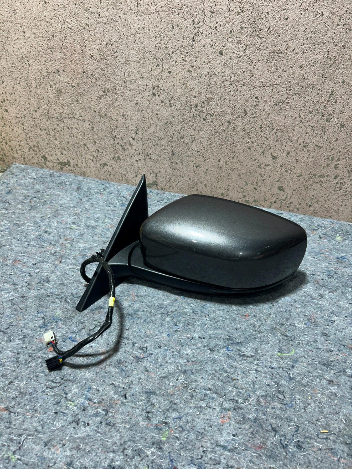 MASERATI GHIBLI QUATTROPORTE LEFT SIDE MIRROR WHITE HEATED SIGNAL OEM 242476001