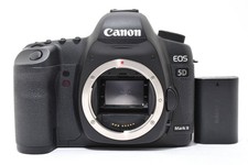 Shutter count 4,899 Canon EOS 5D MARK II Body 785V
