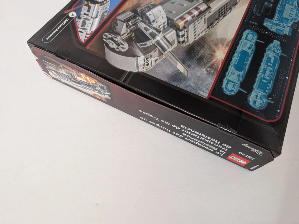 LEGO Star Wars: Resistance Troop Transporter (75140) - Image 3 of 4