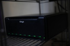 Data Robotics Drobo B800i 8-Bay iSCSI SAN Storage Enclosure 20TB  (TESTED)