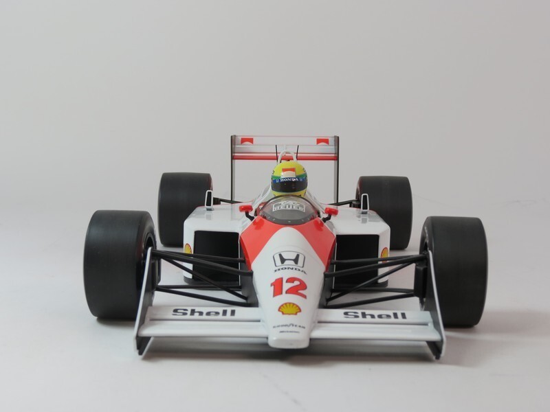 Minichamps McLaren Honda MP4/4 #12 A. Senna World Champion 1988 1