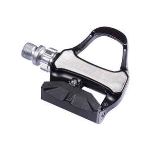 giant sport pedals