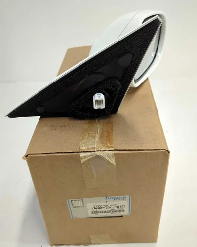 New OEM genuine Honda Door Mirror 1996-2000 Civic sedan White NH578 European 