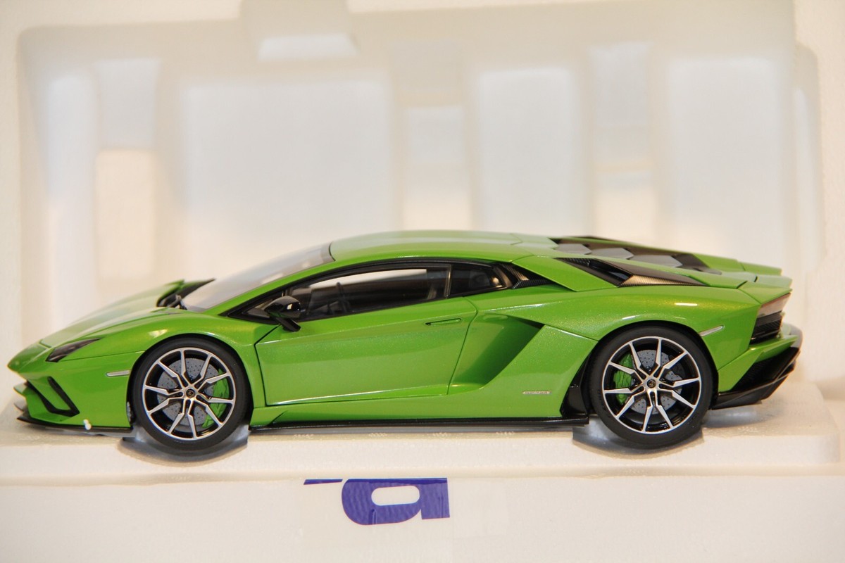 オートアート 1/18 ランボルギーニ アヴェンタドールS パールグリーン オートアート AUTOart 79178 1/18 ランボルギーニ アヴェンタドール