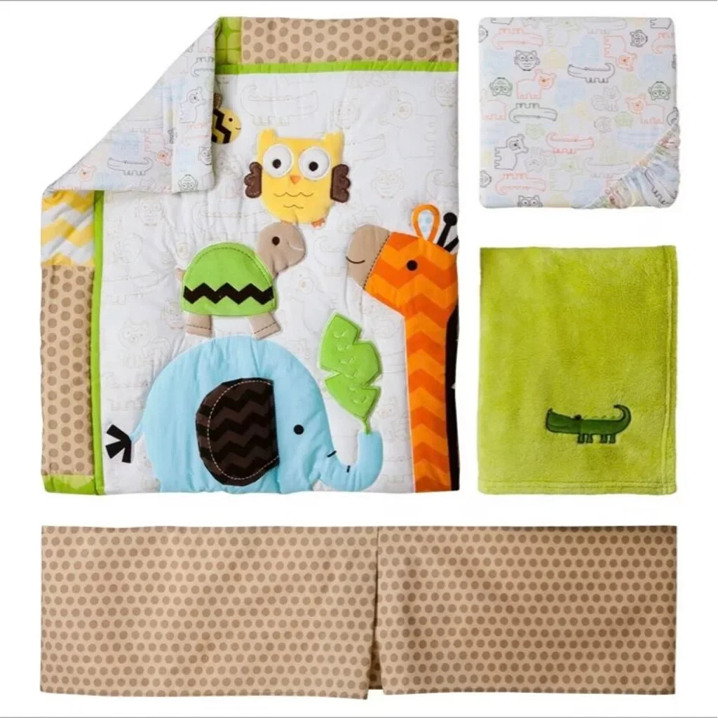 Circo 4 Piece Nursery Crib Baby Bedding Set - Jungle Stack - Giraffe Zoo Owl