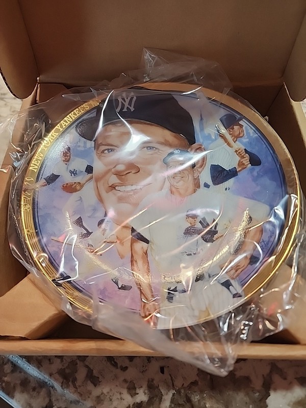 Vtg 1992 Mickey Mantle NY Yankees Collector Plate Hamilton Collection NIB 6.25”