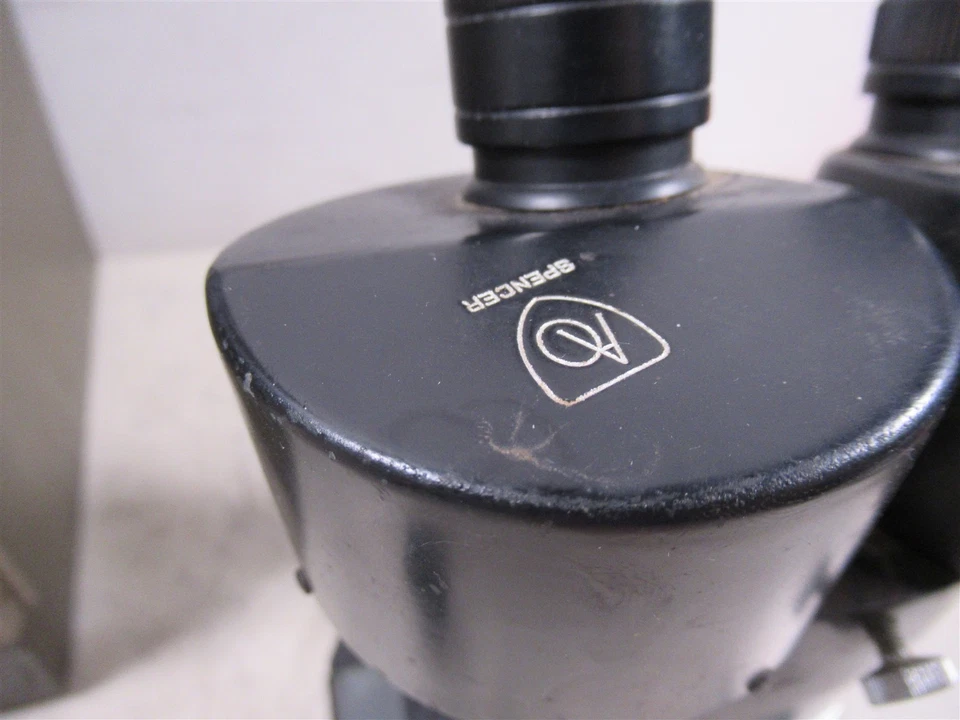 Microscopio estéreo binocular American Optical AO Spencer Buffalo de colección con estuche Foto 3 de 4