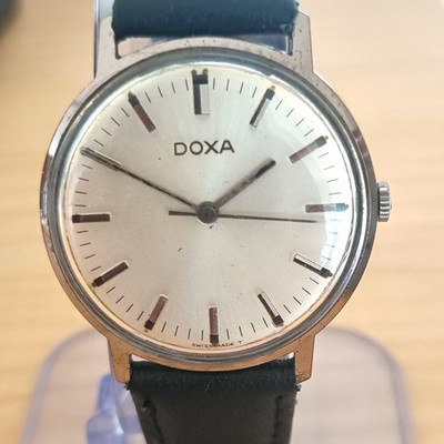 SCHÖNE, SEHR SELTENE VINTAGE DOXA HERRENARMBANDUHR